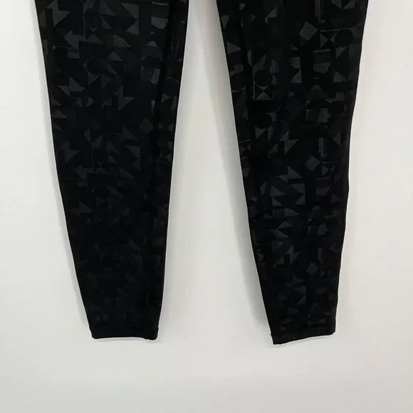 NWT Sweaty Betty All Day 7/8 Length Emboss leggings Black XS Athleisure Active - Picture 4 of 11